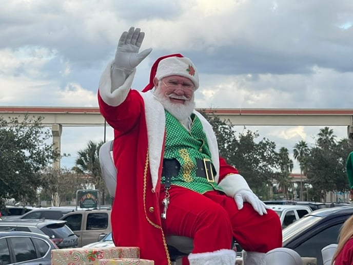 Gallery photo 2 of Pawpaw Claus