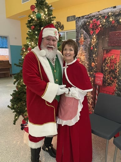Gallery photo 1 of Pawpaw Claus