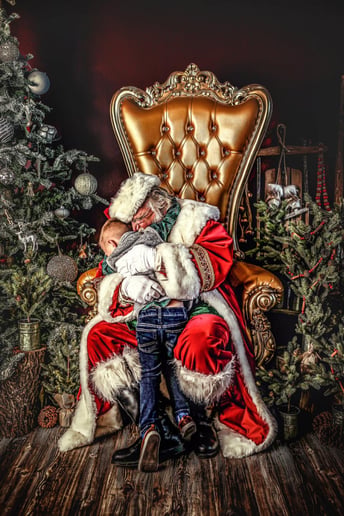 Gallery photo 4 of Santa Kelly & Mrs. Claus