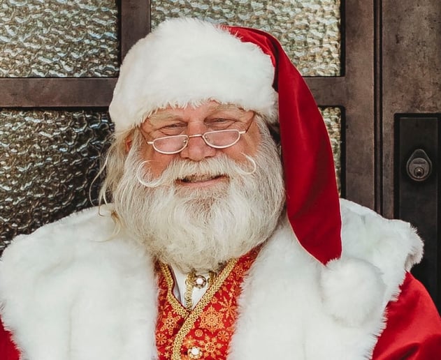 Gallery photo 6 of Santa Kelly & Mrs. Claus