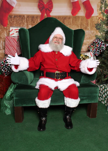 Gallery photo 3 of Santa Kelly Ryan