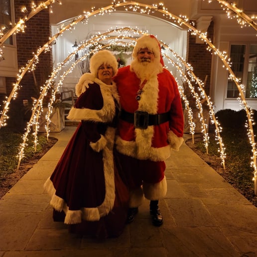 Gallery photo 2 of Santa Ken
