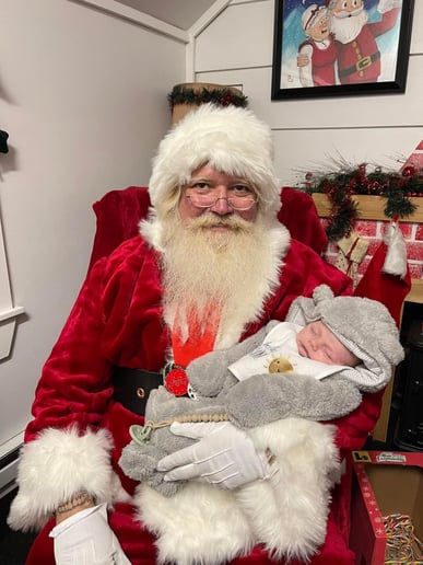 Gallery photo 3 of Santa Ken