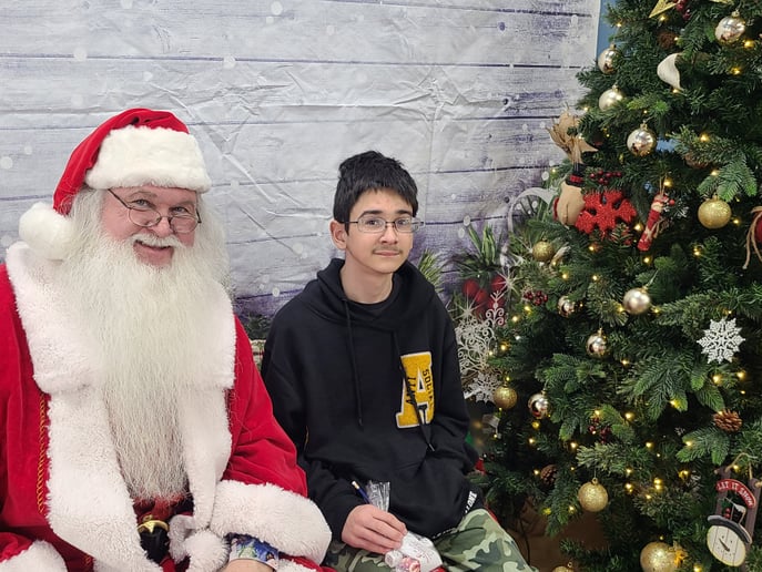 Gallery photo 3 of Santa Kerry