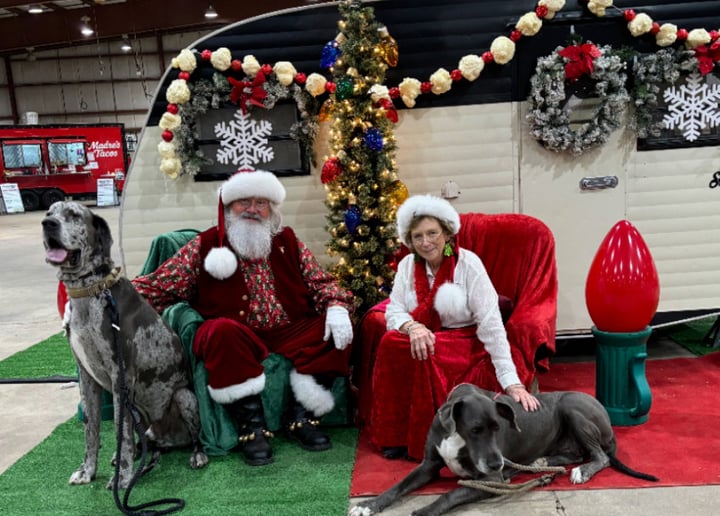 Gallery photo 9 of Santa Kevan and Mrs Claus
