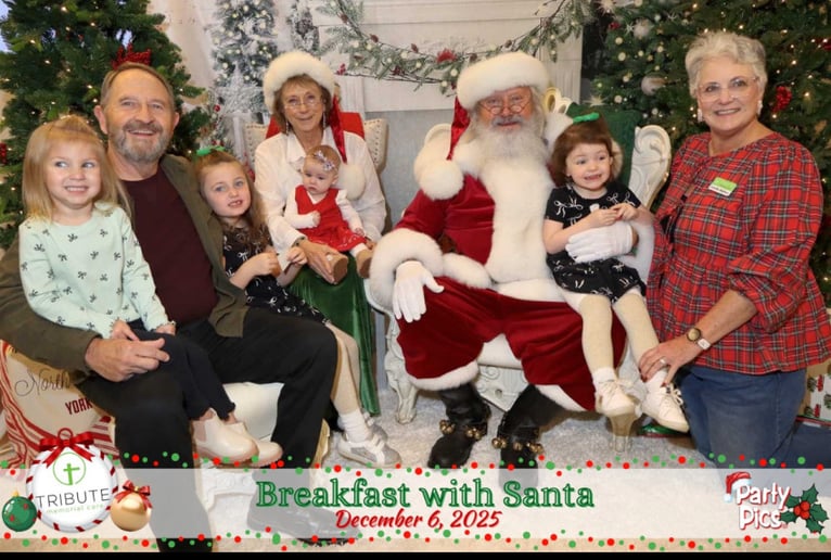Gallery photo 27 of Santa Kevan and Mrs Claus