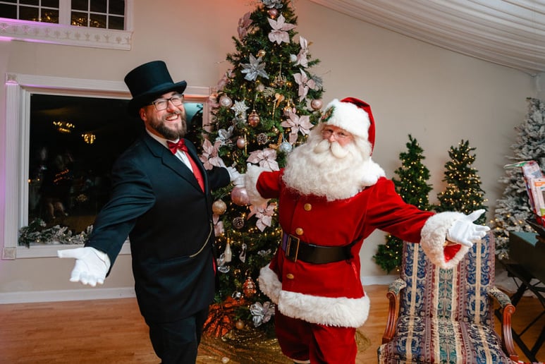 Gallery photo 6 of Santa Kevin