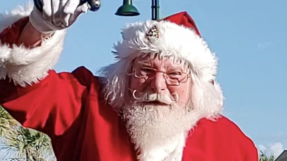 Gallery photo 10 of Santa Kevin GNV