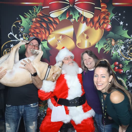 Gallery photo 3 of Santa Klaas
