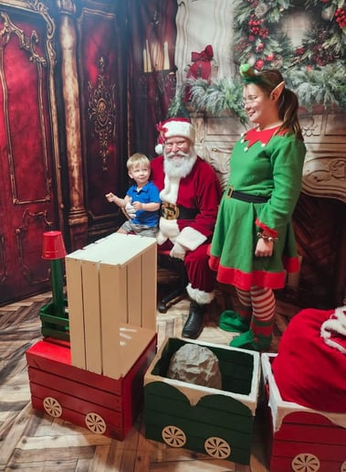 Gallery photo 4 of Santa Klyng