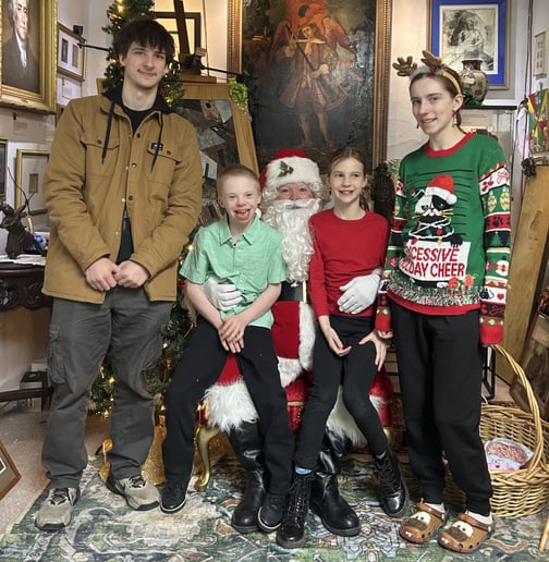 Gallery photo 5 of Yinzer Claus