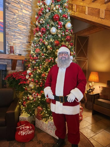Gallery photo 1 of Santa Kris