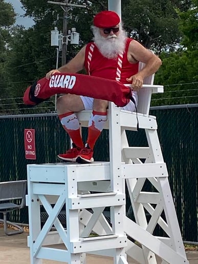 Gallery photo 4 of Santa Robert