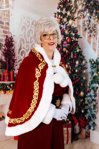 Gallery photo 3 of Santa Larry and Mrs. C