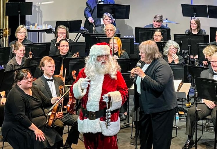 Gallery photo 7 of Central Wisconsin Santa Larry