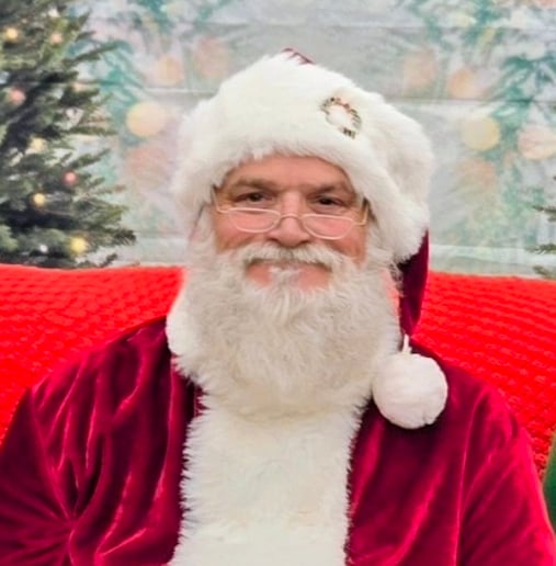Gallery photo 9 of Central Wisconsin Santa Larry
