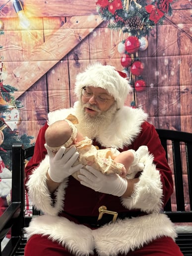 Gallery photo 21 of Santa Lee