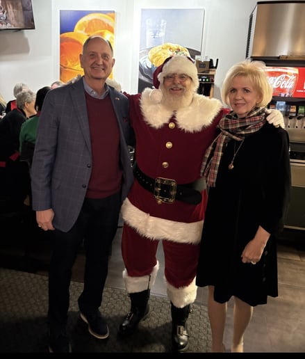 Gallery photo 25 of Santa Lee