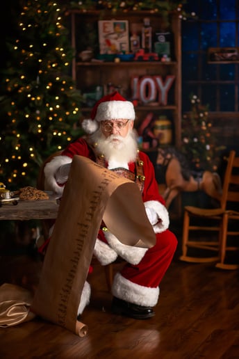 Gallery photo 3 of Santa Lee