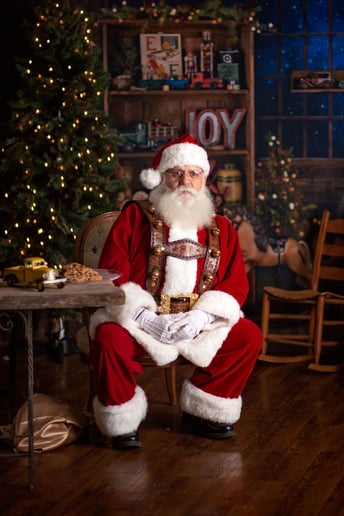 Gallery photo 6 of Santa Lee