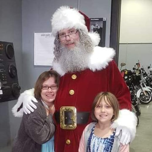 Gallery photo 3 of Santa Lyle
