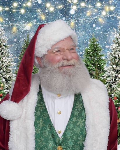 Gallery photo 4 of Santa "Lynden"