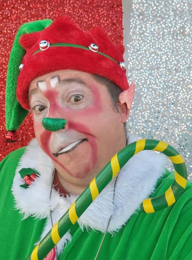 Gallery photo 17 of Santa M. Claus "Mathew Claus"