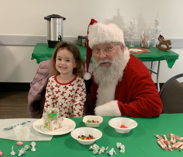 Gallery photo 2 of Santa Mac