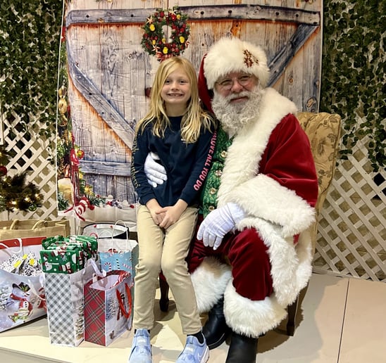 Gallery photo 8 of Santa Mac