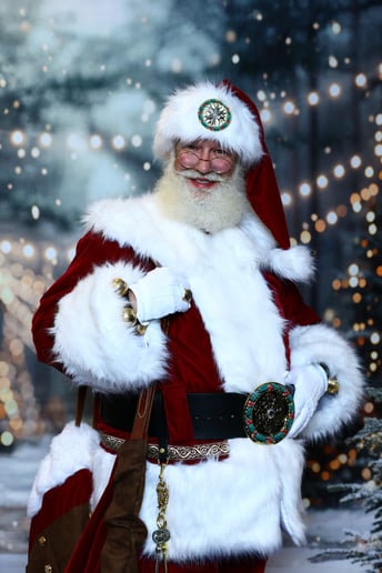 Gallery photo 4 of Santa Mack