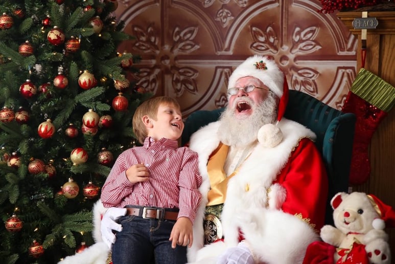 Gallery photo 5 of Santa Magic