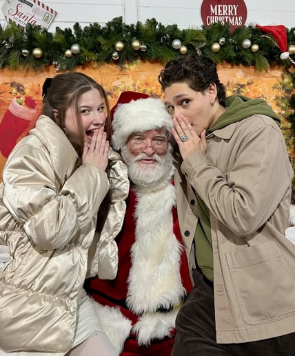 Gallery photo 6 of Santa Mark