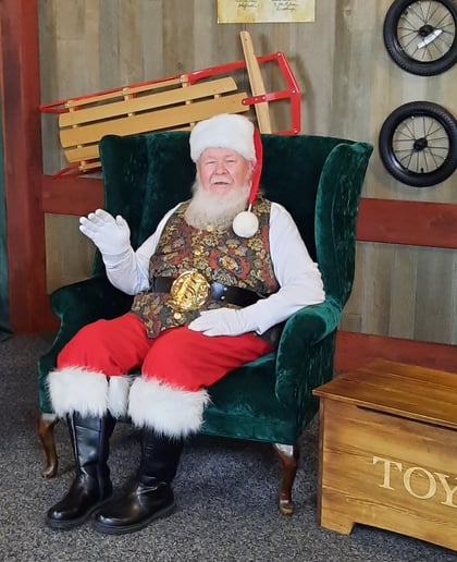 Gallery photo 5 of Santa Mark