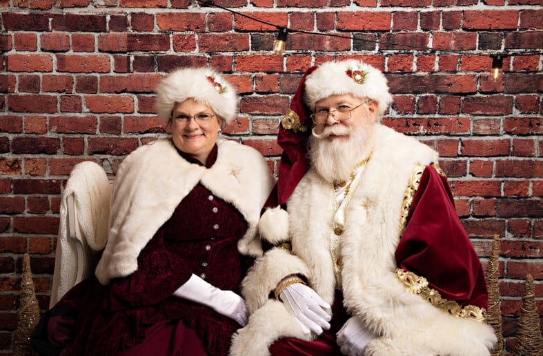 Gallery photo 5 of Santa Mark
