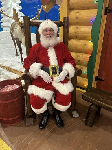 Gallery photo 1 of Santa Mark