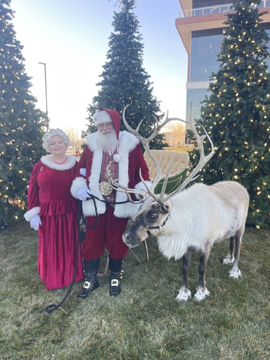 Gallery photo 6 of Santa Mas of Utah & Mrs. Claus