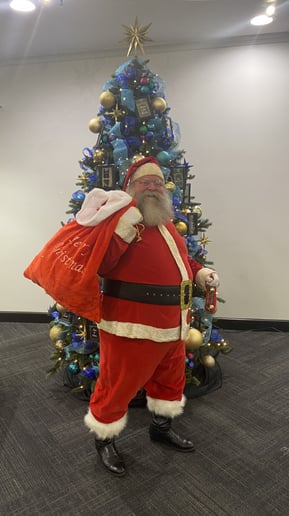Gallery photo 4 of Santa Matt