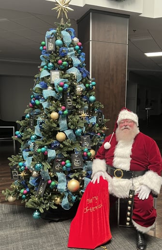 Gallery photo 8 of Santa Matt