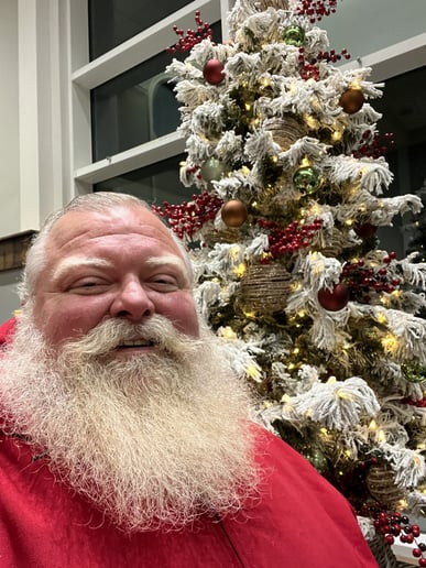 Gallery photo 10 of Santa Matt