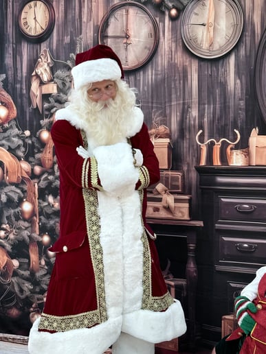 Gallery photo 3 of Santa Matthew