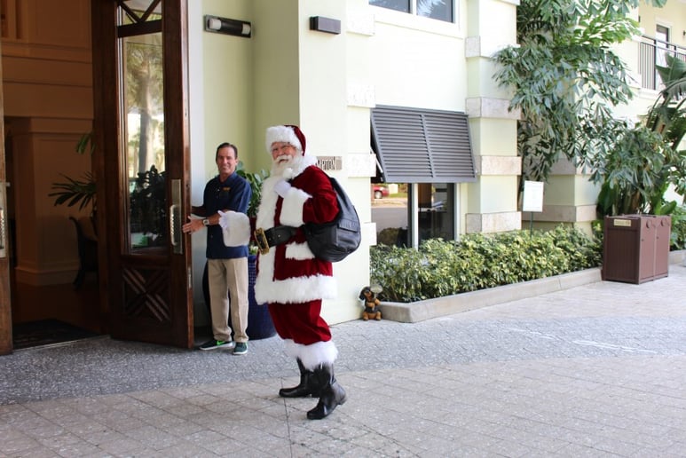 Gallery photo 15 of Santa Max