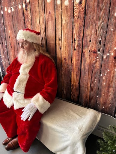 Gallery photo 3 of Santa Michael