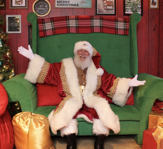 Gallery photo 1 of Santa Mike M