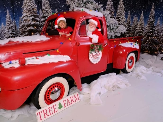 Gallery photo 5 of Santa Mike TN