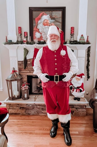 Gallery photo 7 of Santa Mike