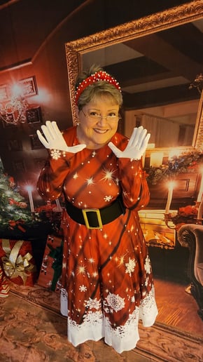 Gallery photo 10 of Santa Mock