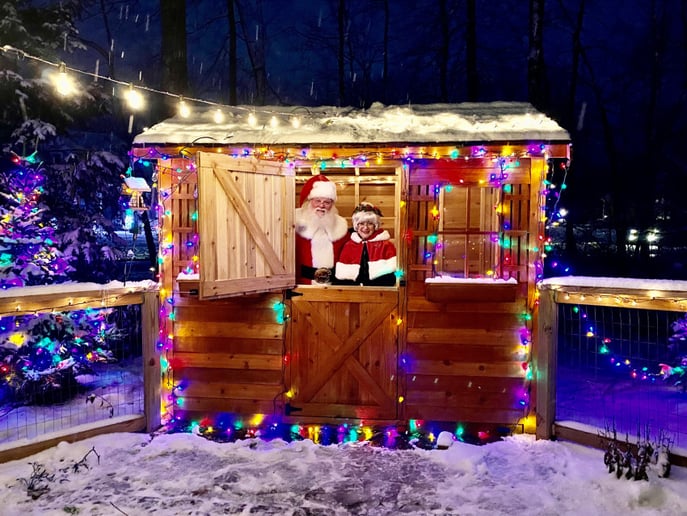 Gallery photo 5 of Santa Chuck & Mrs Claus
