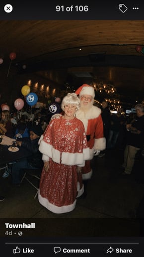 Gallery photo 6 of Santa Chuck & Mrs Claus