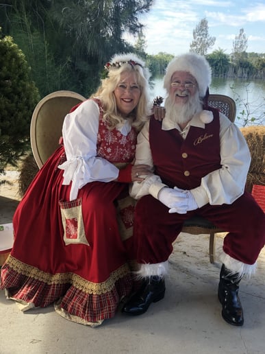 Gallery photo 1 of Santa Gary & Mrs. Claus