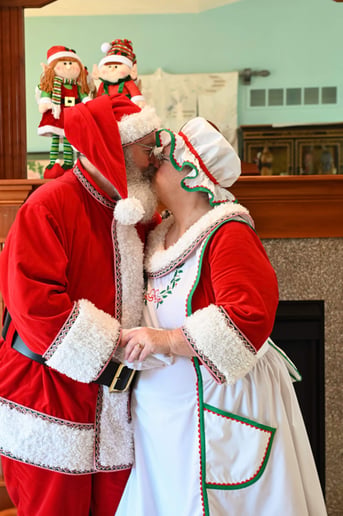 Gallery photo 5 of Santa Rolly & Mrs. Claus